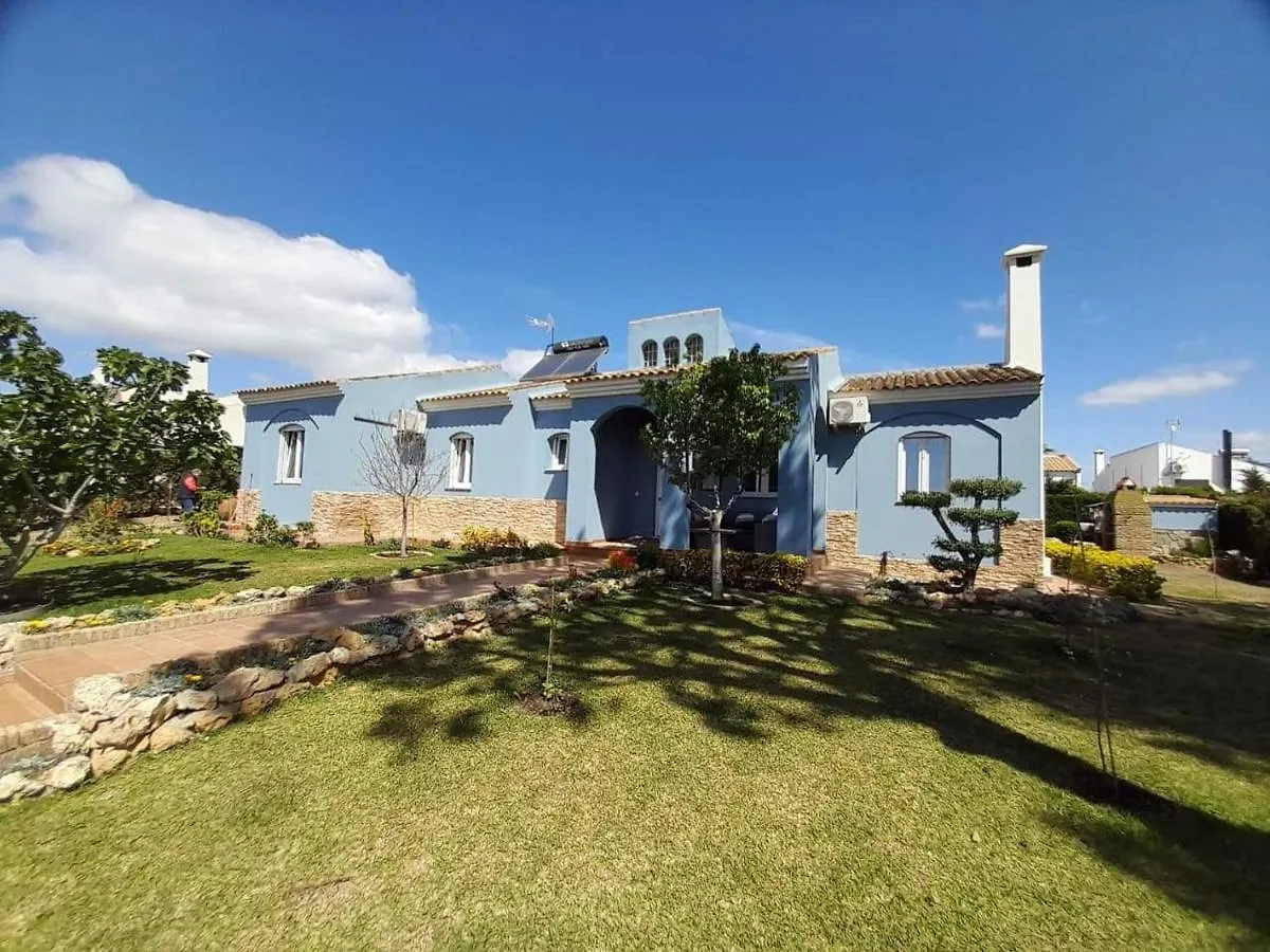 Chalet Casa Azul Bed and Breakfast Aljaraque 0*,
